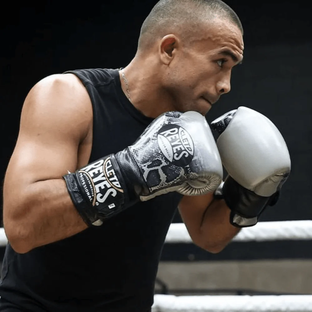 Cleto Reyes Steel Snake Training Boxing Gloves - Image 5
