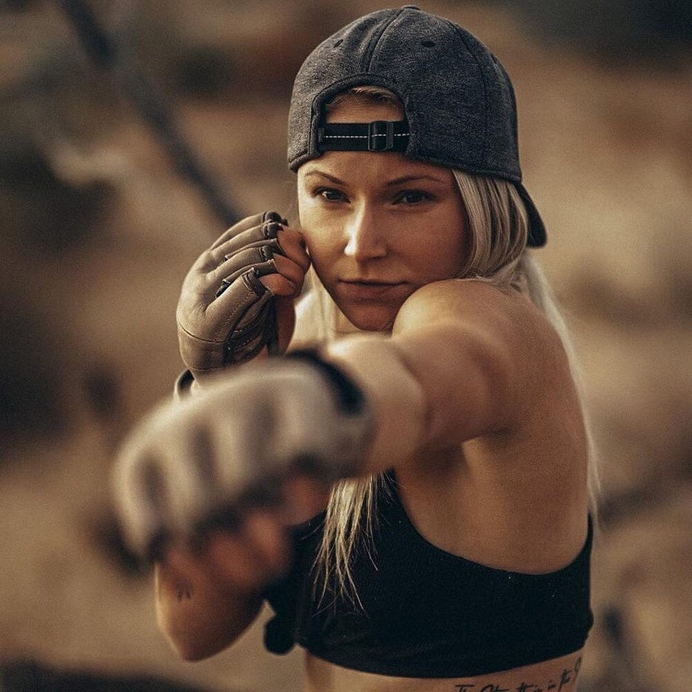 Hayabusa T3 LX 4oz MMA Gloves - Image 6